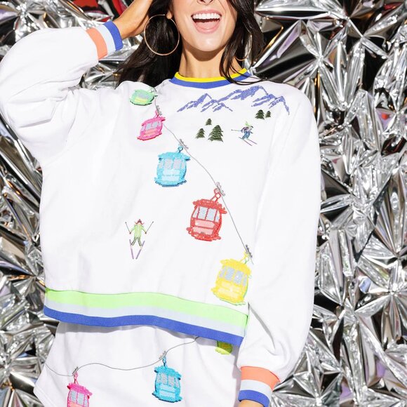 NWT Queen Of Sparkles White Ski Lift On Gondola Sweatshirt - Picture 2 of 5